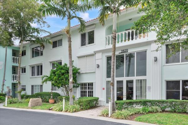 Regency House, 2829 NE 30th St #202, Fort Lauderdale, Florida 33306, image 1