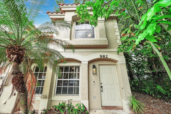 Summit Lake, 982 Summit Lake Dr, West Palm Beach, Florida 33406, image 1