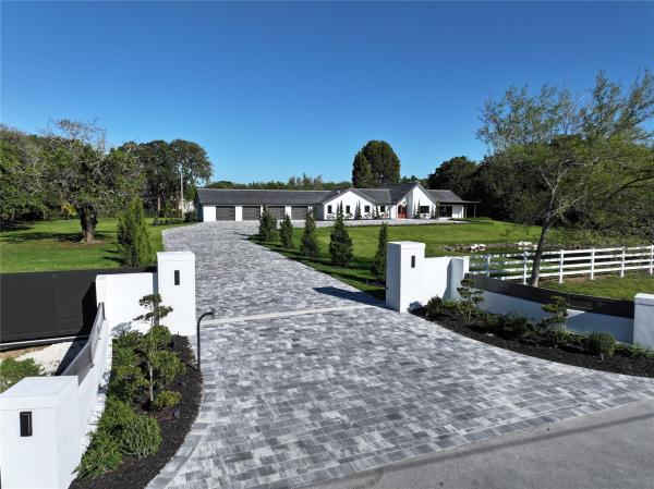 Sunshine Ranches, 7150 Holatee Trl, Southwest Ranches, Florida 33330, image 1