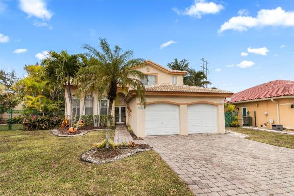 Royal Palm, 14221 N Royal Cove Cir, Davie, Florida 33325, image 1