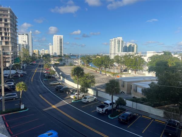 Bayshore Yacht & Tennis Club, 7904 West Dr #410, North Bay Village, Florida 33141, image 1