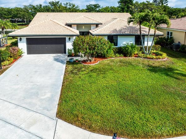 Baybury At Boca Winds, 22016 Aqua Ct, Boca Raton, Florida 33428, image 2