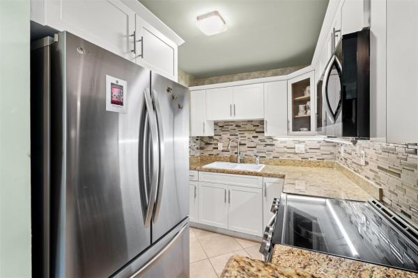 Bristol At River Shores, 2970 NE 16th Ave #112, Oakland Park, Florida 33334, image 1
