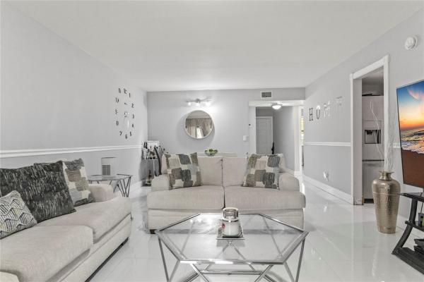 8751 Shadow Wood Blvd #102, Coral Springs, Florida 33071, image 1
