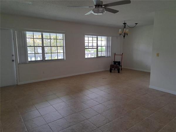Maybury Mansions, 2455 NE 51st St #E307, Fort Lauderdale, Florida 33308, image 1