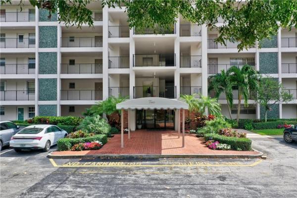 Palm-Aire Country Club 1, 2850 N Palm Aire Dr #207, Pompano Beach, Florida 33069, image 1