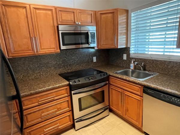 Lighthouse Point Gardens South, 2050 NE 39th St #N312, Pompano Beach, Florida 33064, image 1