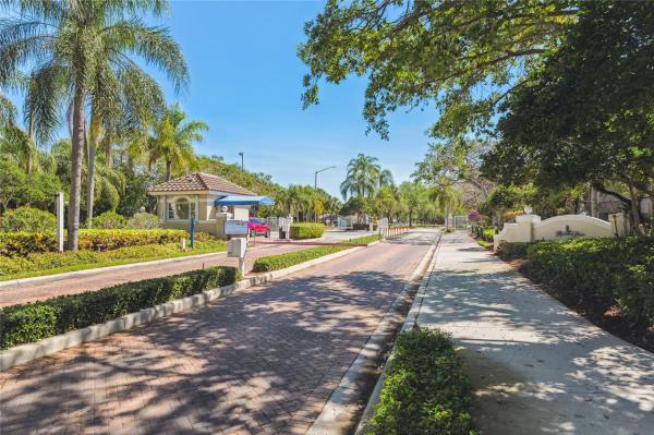 Brittany Park, 4917 Pelican Mnr, Coconut Creek, Florida 33073, image 2