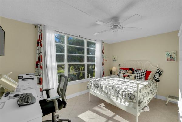 Oaks Lane At Palm-Aire, 605 Oaks Dr #205, Pompano Beach, Florida 33069, image 1