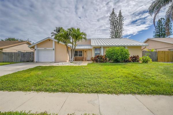Sky Lake, 1046 NW 10th St, Boynton Beach, Florida 33426, image 1