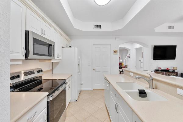 The Links At Emerald Dunes, 2915 Hope Valley St #607, West Palm Beach, Florida 33411, image 2