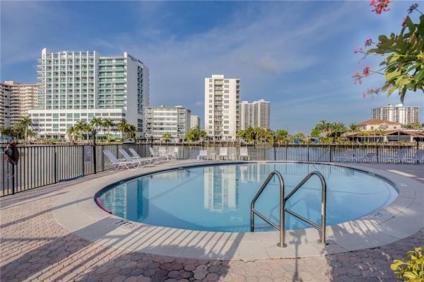 Waterside On The Intracoastal, 2881 NE 32nd St #214, Fort Lauderdale, Florida 33306, image 1