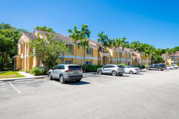 Sailboat Pointe, 2440 NW 33rd St #1808, Oakland Park, Florida 33309, image 1