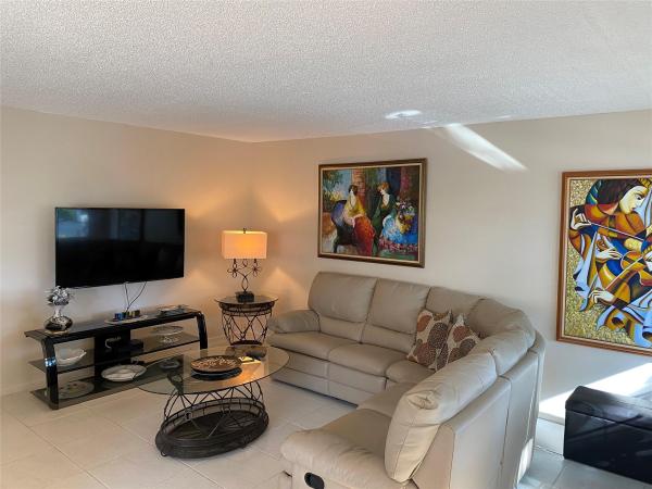 Cambridge, 2060 Cambridge C, Deerfield Beach, Florida 33442, image 2