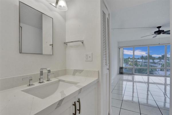 Waterford Point, 801 S Federal Hwy #405, Pompano Beach, Florida 33062, image 1