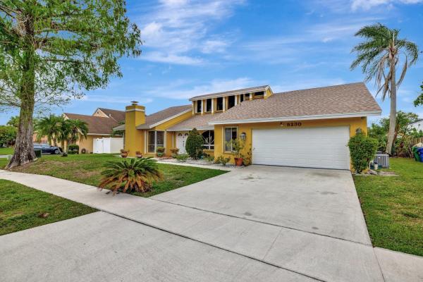 Boulevard Woods East, 5230 NW 73rd Way, Lauderhill, Florida 33319, image 1