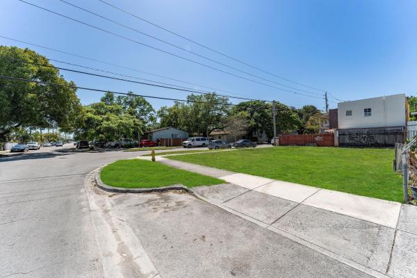Westhaven, 2600 NW 23rd Ave, Miami, Florida 33142, image 1