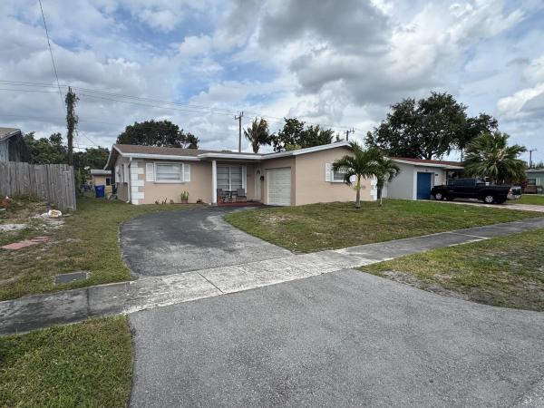 Driftwood Plaza, 6321 Scott St, Hollywood, Florida 33024, image 1