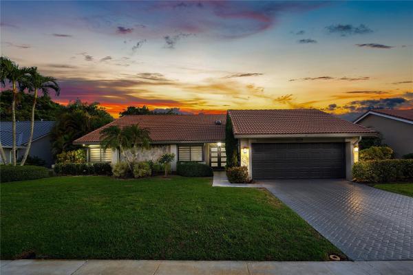 Boca Woods Country Club, 10278 Boca Woods Ln, Boca Raton, Florida 33428, image 1
