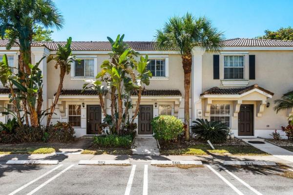 Palmbrooke Townhomes, 5109 Palmbrooke Cir, West Palm Beach, Florida 33417, image 1