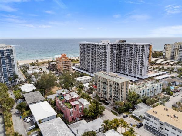 Silver Beach, 3210 NE 5th St #301, Pompano Beach, Florida 33062, image 1