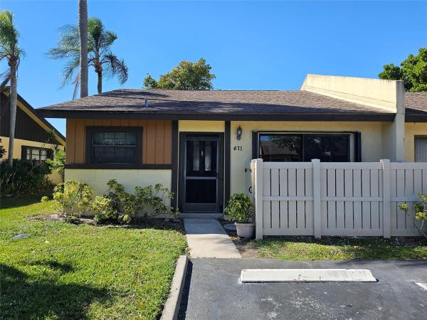 Woodlake Isles, 671 Banks Rd #671, Margate, Florida 33063, image 1