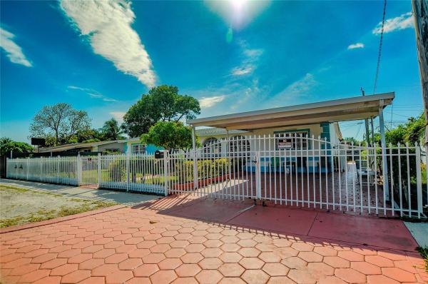 17800 NW 8th Ave, Miami Gardens, Florida 33169, image 1