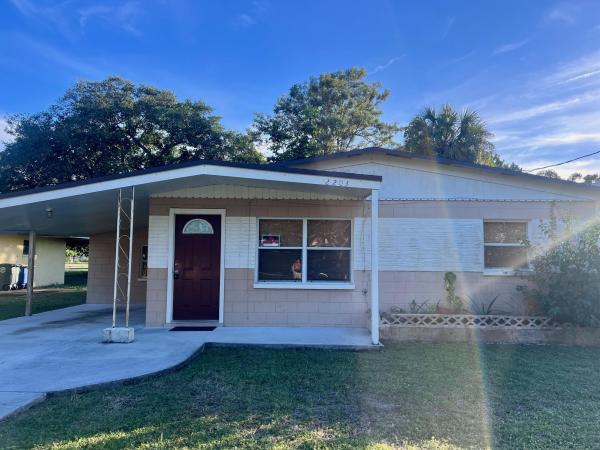 Southern Pines, 2203 Avenue Q, Fort Pierce, Florida 34950, image 1