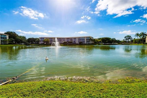 Bermuda Village, 1904 Bermuda Cir #C-3, Coconut Creek, Florida 33066, image 1