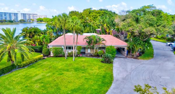 Villas At Palm-Aire, 2903 N Palm Aire Dr, Pompano Beach, Florida 33069, image 1