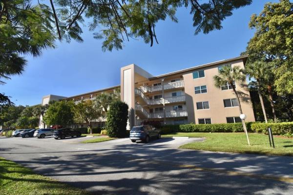Martinique Village, 4301 Martinique Cir #K1, Coconut Creek, Florida 33066, image 1