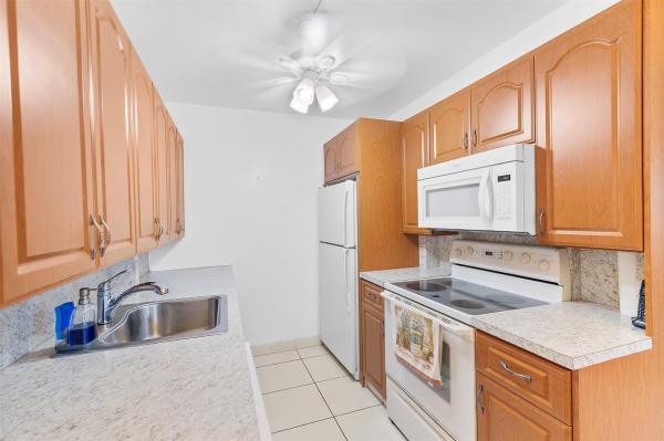 3081 Exeter E, Boca Raton, Florida 33434, image 1