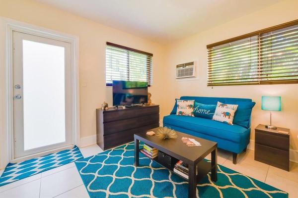 Lauderdale Park, 1645 N Dixie Hwy #1-5, Fort Lauderdale, Florida 33305, image 1