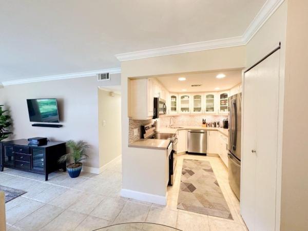 Manor Grove Village, 119 NE 19th Ct #118G, Wilton Manors, Florida 33305, image 1