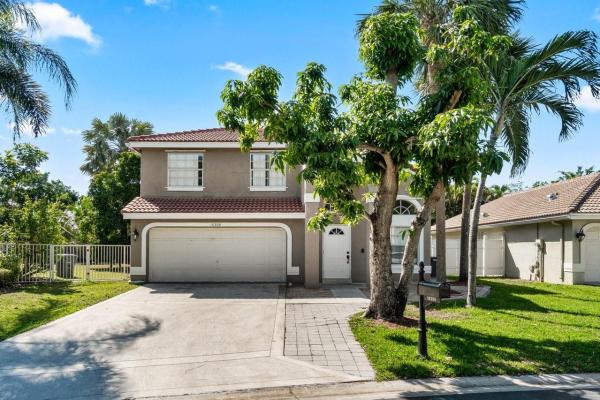 Meadow Lakes At Hillsboro Country Club, 10308 SE Brookville Ln, Boca Raton, Florida 33428, image 1