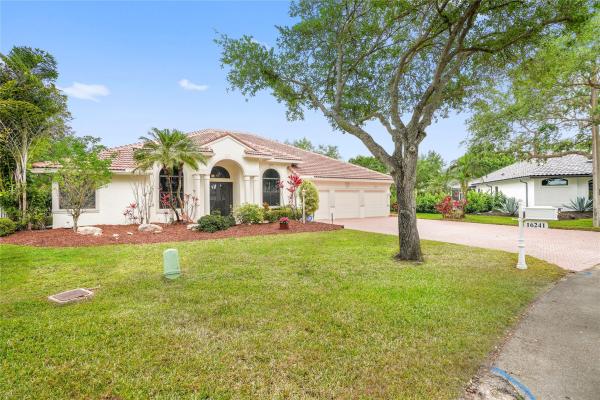 Estates Of Stirling Lake, 16241 Owasco Cir, Davie, Florida 33331, image 1