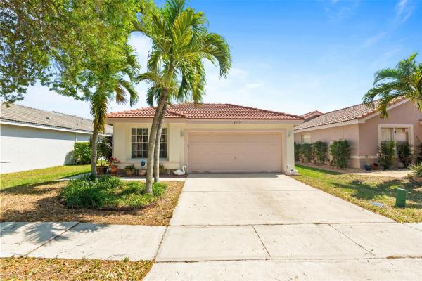 Silver Lakes, 2433 SW 177th Ter, Miramar, Florida 33029, image 1