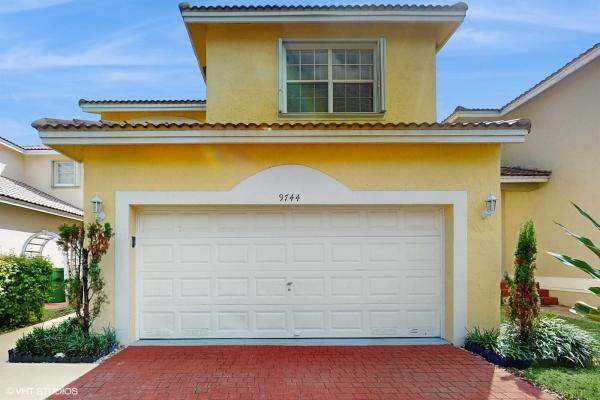 Riverside Walk, 9744 NW 1st Mnr, Coral Springs, Florida 33071, image 1
