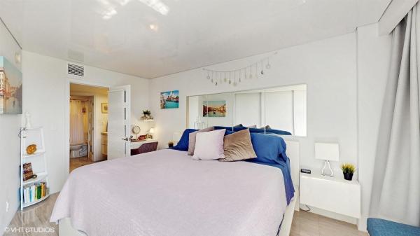 Coronado Tower 2, 20301 W Country Club Dr #1524, Aventura, Florida 33180, image 3