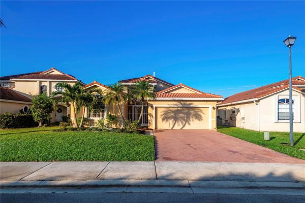 Starlight Cove, 12421 Sand Wedge Dr, Boynton Beach, Florida 33437, image 1