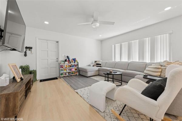 2011 NE 32nd Ct #26, Pompano Beach, Florida 33486, image 1