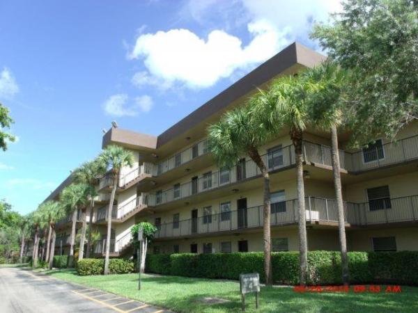Cypress Chase North, 3121 NW 47th Ter #116, Lauderdale Lakes, Florida 33319, image 1