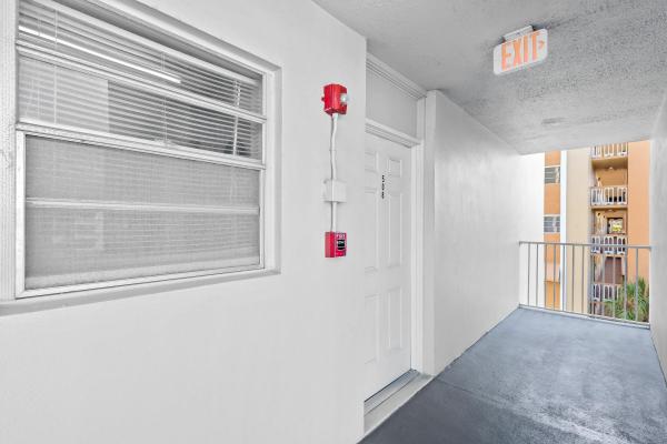 Meadowbrook Towers, 619 NE 14th Ave #508, Hallandale Beach, Florida 33009, image 1