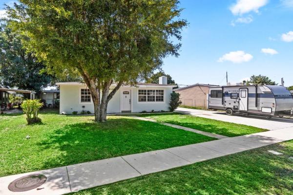 Golfview Heights, 548 Beech Rd, West Palm Beach, Florida 33409, image 1