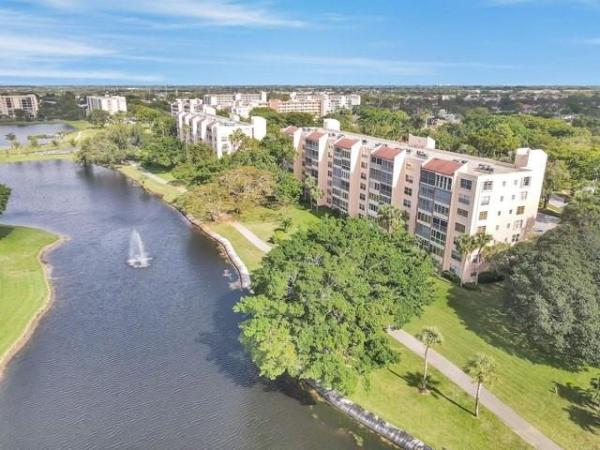 Bonaire Village, 14671 Bonaire Blvd #703, Delray Beach, Florida 33446, image 1