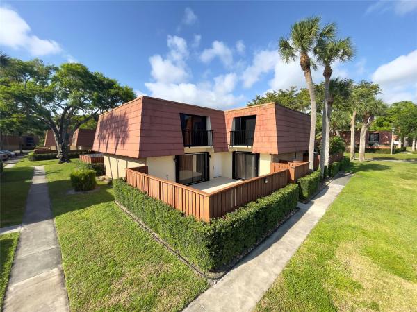 Sandalwood At Boynton Beach, 306 Buttonwood Ln #306, Boynton Beach, Florida 33436, image 1
