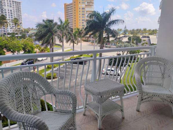 Nassau House Apartments, 301 N Ocean Blvd #407, Pompano Beach, Florida 33062, image 1