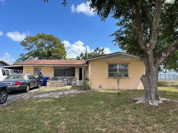 Golden Heights Homes, 1640 NW 27th Ave, Fort Lauderdale, Florida 33311, image 1