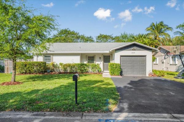 Royal Palm Pointe, 2428 NW 98th Ln, Coral Springs, Florida 33065, image 1