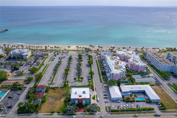 La Cote, 180 SE 20th Ave #403, Deerfield Beach, Florida 33441, image 1
